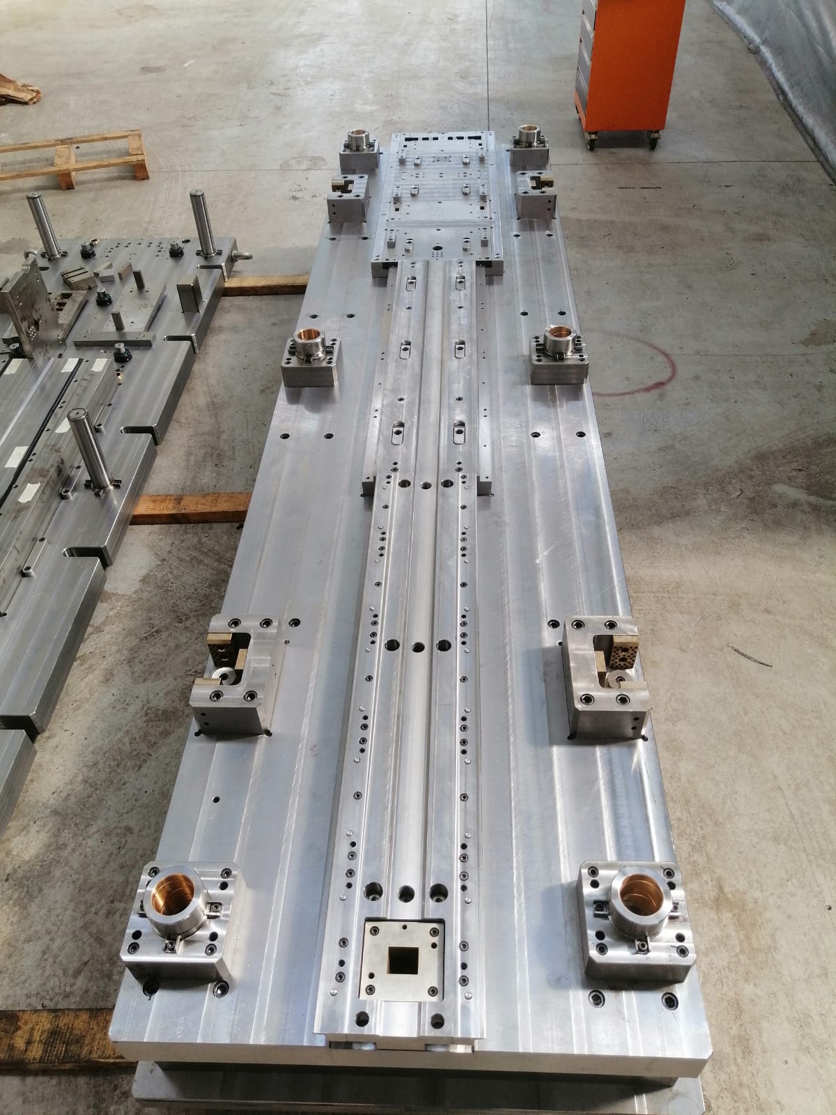 Makine Asya 16360362130